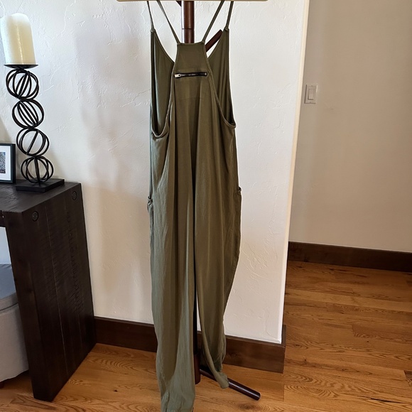 LIKE NEW Free People Hot Shot Onesie in Sea Grass (Size XS) - Picture 4 of 9